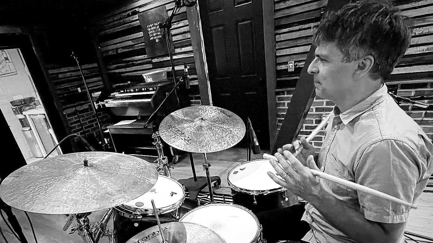 The Art of Drumming: Live Performance vs. Recording Sessions